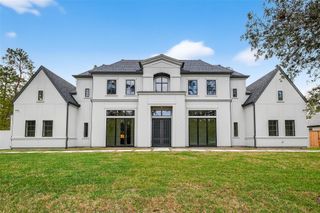 26 Valley Forge Drive, Houston, TX 77024