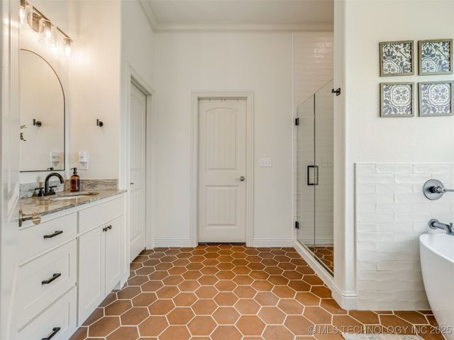 5603 Aspen Avenue, Bartlesville, OK 74006