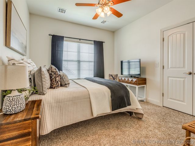 5603 Aspen Avenue, Bartlesville, OK 74006