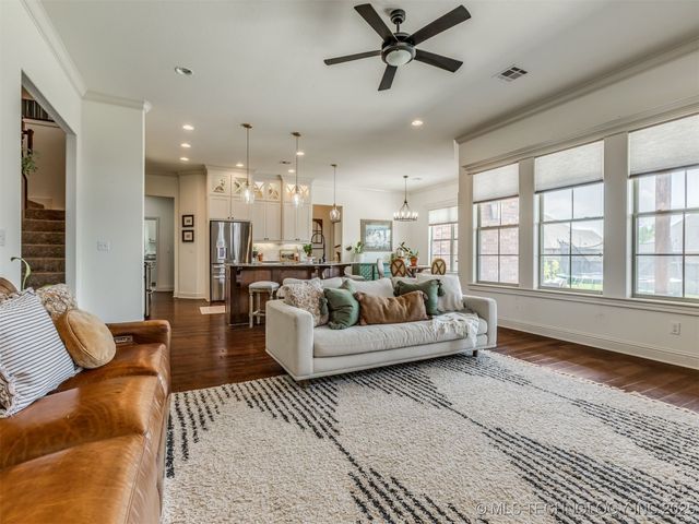 5603 Aspen Avenue, Bartlesville, OK 74006