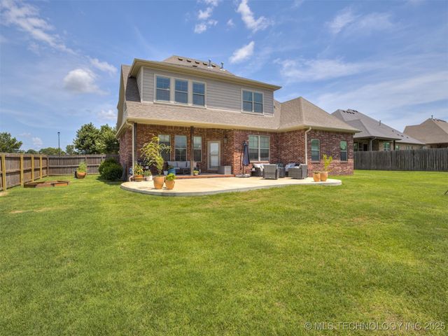 5603 Aspen Avenue, Bartlesville, OK 74006