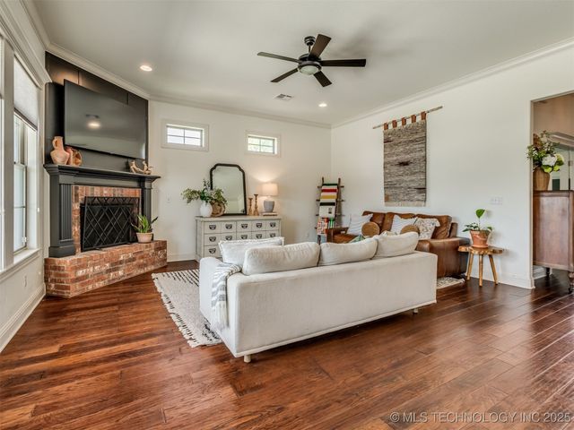 5603 Aspen Avenue, Bartlesville, OK 74006