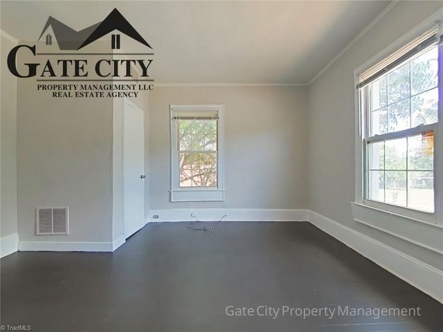 224 N Dunleith Avenue, Winston-salem, NC 27101