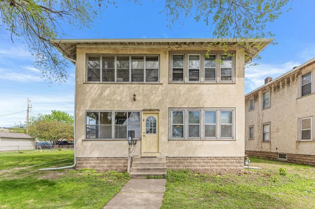 418 Pierce Street N, Saint Paul, MN 55104