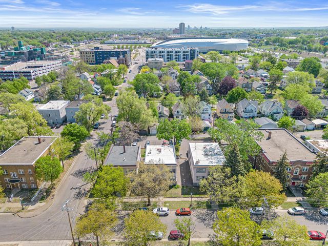 418 Pierce Street N, Saint Paul, MN 55104