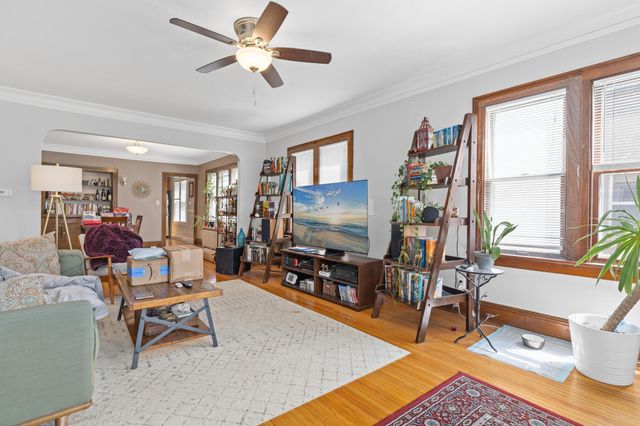418 Pierce Street N, Saint Paul, MN 55104