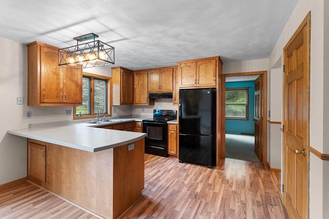 7364 JENSEN ROAD, Oshkosh, WI 54904