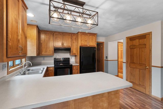 7364 JENSEN ROAD, Oshkosh, WI 54904