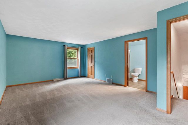 7364 JENSEN ROAD, Oshkosh, WI 54904