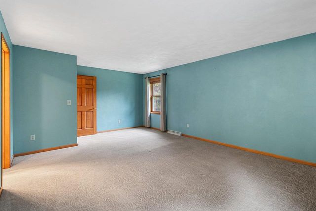 7364 JENSEN ROAD, Oshkosh, WI 54904