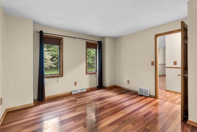 7364 JENSEN ROAD, Oshkosh, WI 54904