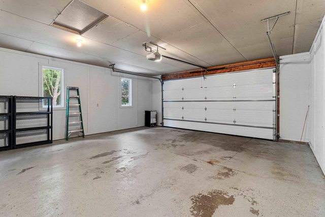 7364 JENSEN ROAD, Oshkosh, WI 54904