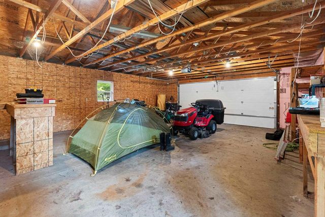 7364 JENSEN ROAD, Oshkosh, WI 54904