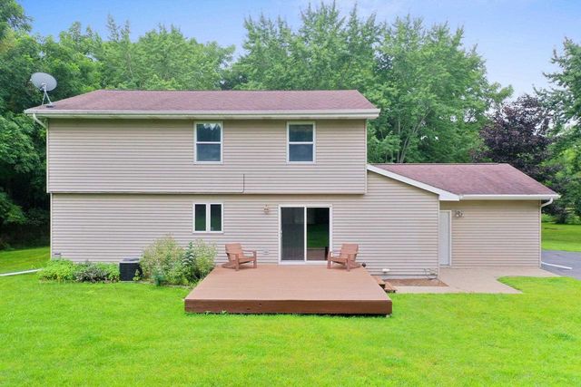 7364 JENSEN ROAD, Oshkosh, WI 54904