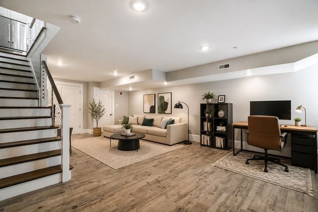 55 Hutchings St 2, Boston, MA 02121
