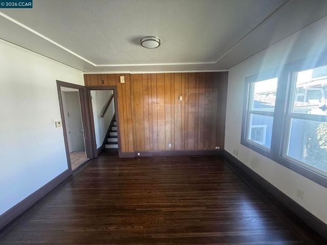 2027 96th ave, Oakland, CA 94603