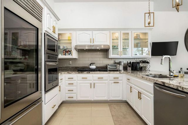 86 Old Ranch Road, Palm Desert, CA 92211
