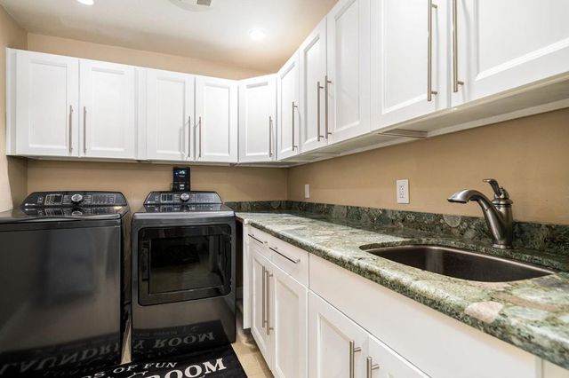 86 Old Ranch Road, Palm Desert, CA 92211