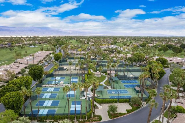 86 Old Ranch Road, Palm Desert, CA 92211