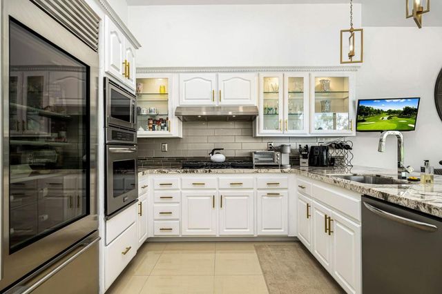 86 Old Ranch Road, Palm Desert, CA 92211
