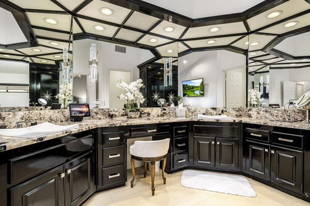86 Old Ranch Road, Palm Desert, CA 92211