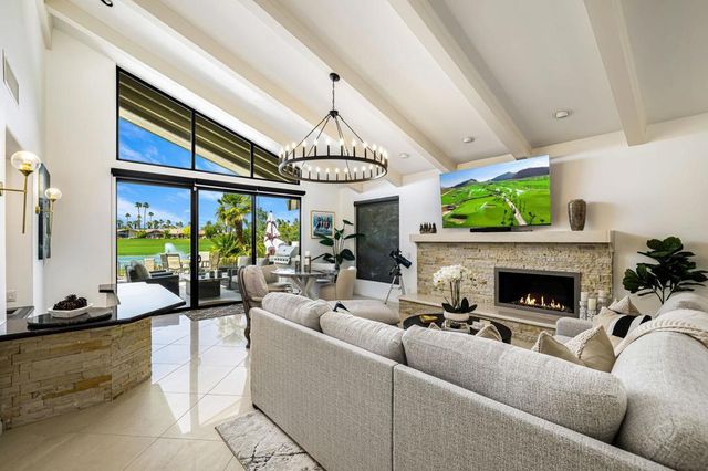 86 Old Ranch Road, Palm Desert, CA 92211