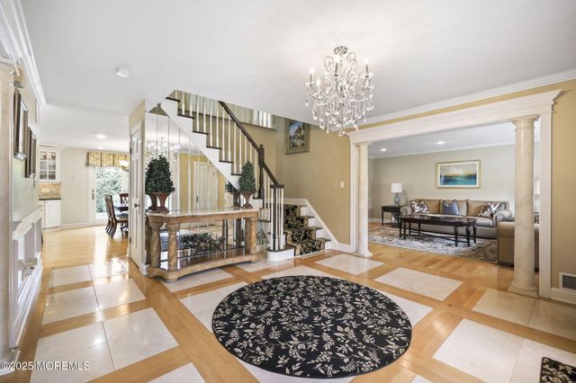 21 Musket Lane, Eatontown, NJ 07724