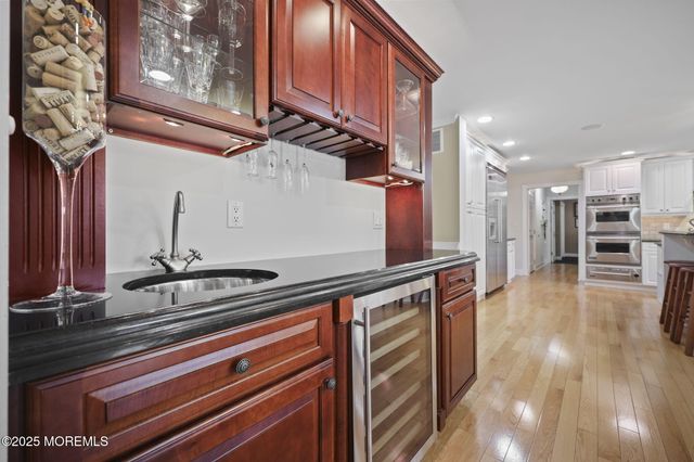 21 Musket Lane, Eatontown, NJ 07724