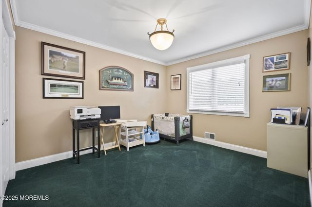 21 Musket Lane, Eatontown, NJ 07724