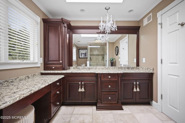 21 Musket Lane, Eatontown, NJ 07724