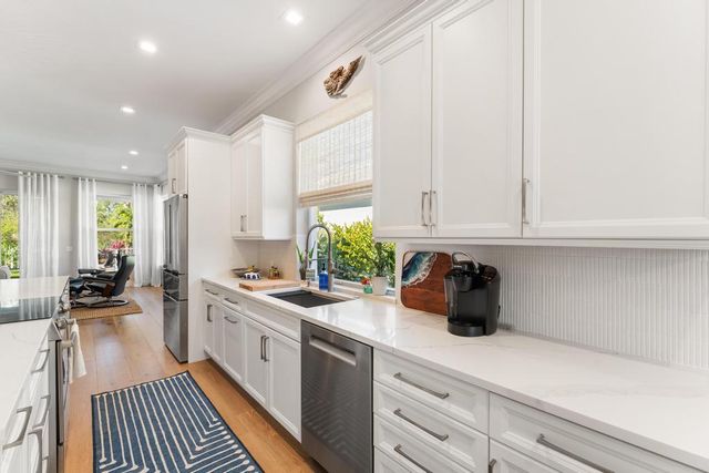 7504 SE Bay Cedar Circle, Hobe Sound, FL 33455