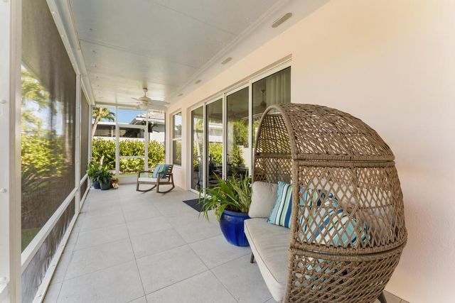 7504 SE Bay Cedar Circle, Hobe Sound, FL 33455