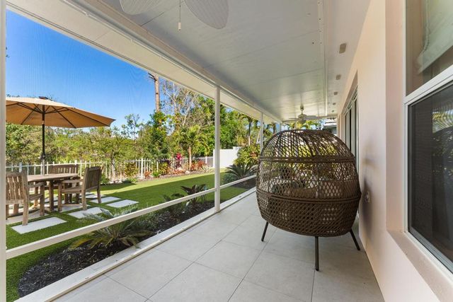 7504 SE Bay Cedar Circle, Hobe Sound, FL 33455