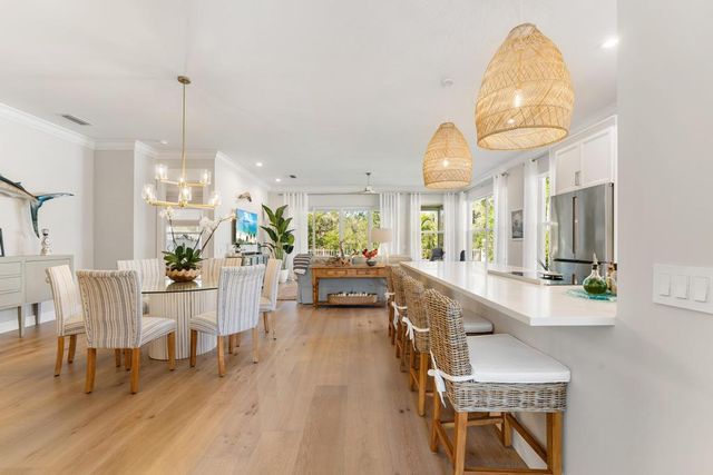 7504 SE Bay Cedar Circle, Hobe Sound, FL 33455