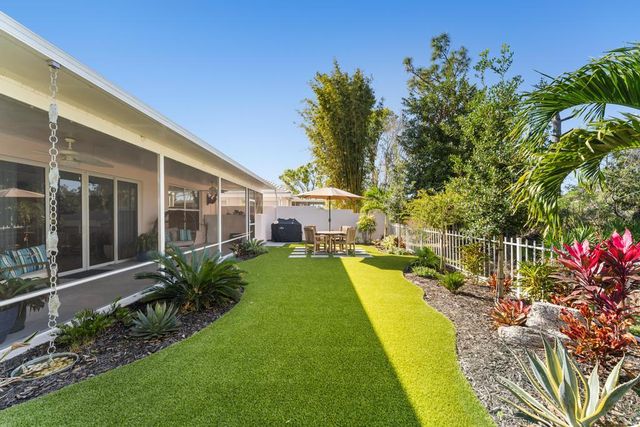 7504 SE Bay Cedar Circle, Hobe Sound, FL 33455