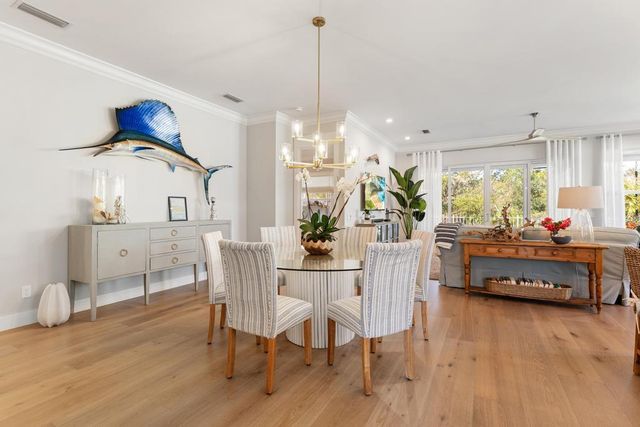 7504 SE Bay Cedar Circle, Hobe Sound, FL 33455