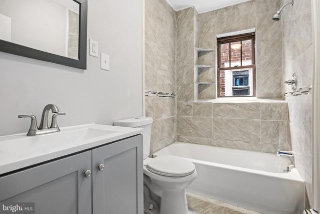 1035 MCDOWELL AVE, Chester, PA 19013