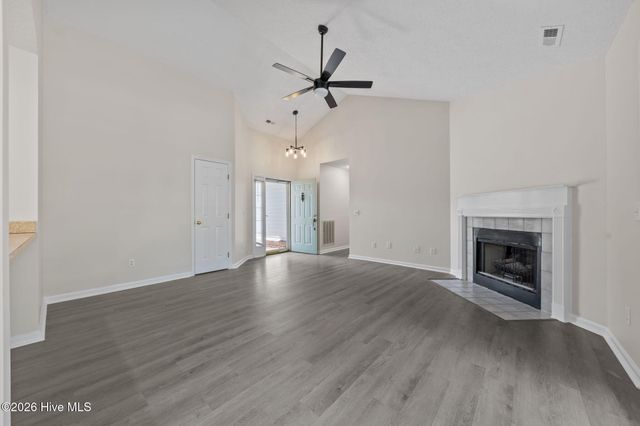 110 Kensington Way, Aberdeen, NC 28315