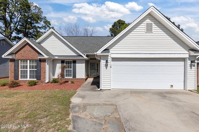 110 Kensington Way, Aberdeen, NC 28315