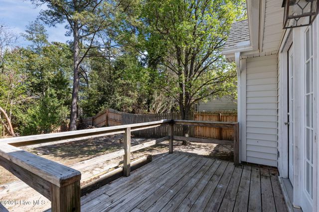 110 Kensington Way, Aberdeen, NC 28315