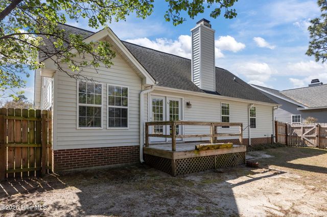 110 Kensington Way, Aberdeen, NC 28315