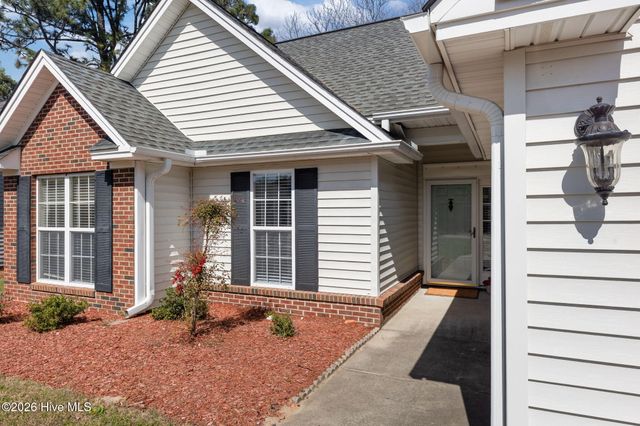 110 Kensington Way, Aberdeen, NC 28315