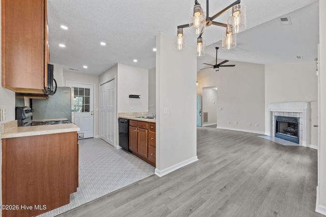 110 Kensington Way, Aberdeen, NC 28315