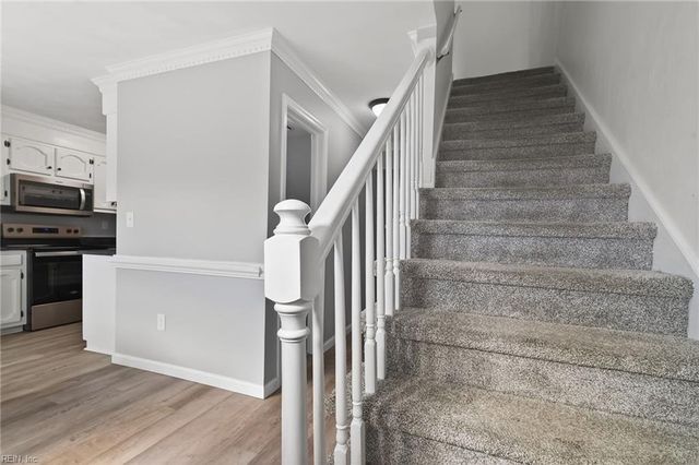 1244 Mill Lake QTR, Chesapeake, VA 23320