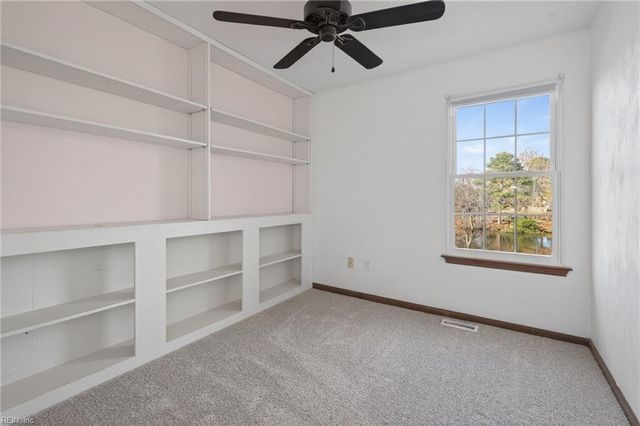 1244 Mill Lake QTR, Chesapeake, VA 23320