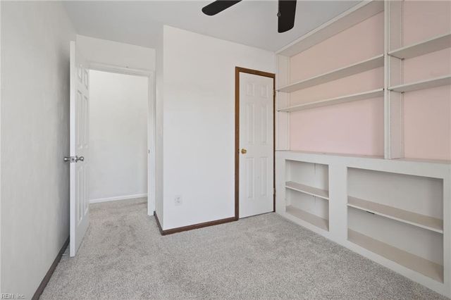 1244 Mill Lake QTR, Chesapeake, VA 23320