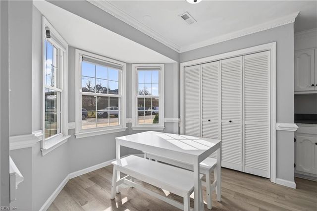 1244 Mill Lake QTR, Chesapeake, VA 23320