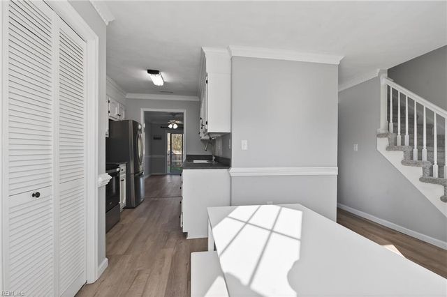 1244 Mill Lake QTR, Chesapeake, VA 23320