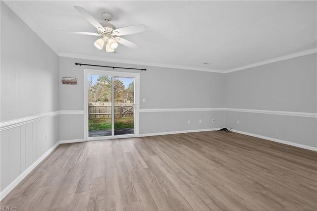 1244 Mill Lake QTR, Chesapeake, VA 23320