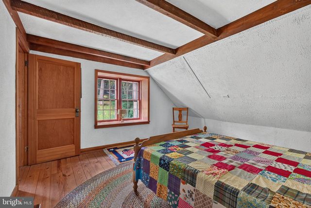 2009 MILLCREEK RD, Lancaster, PA 17602